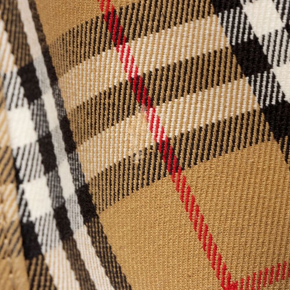 Burberry Vintage Check Banner Medium Tote - Picture 12 of 16